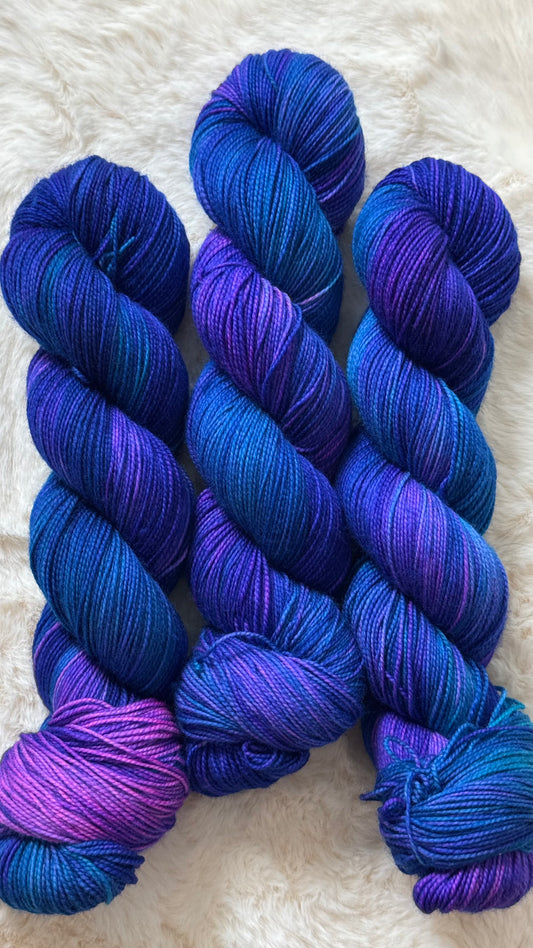 Color Riot (Glows in Black Light)