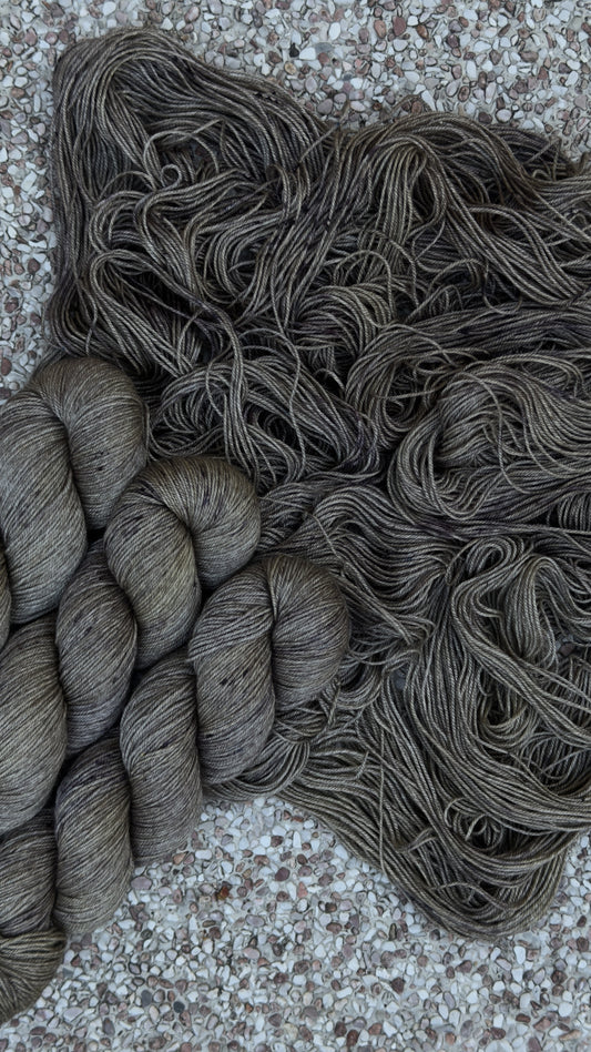 Worn Linen (Pre-Order)